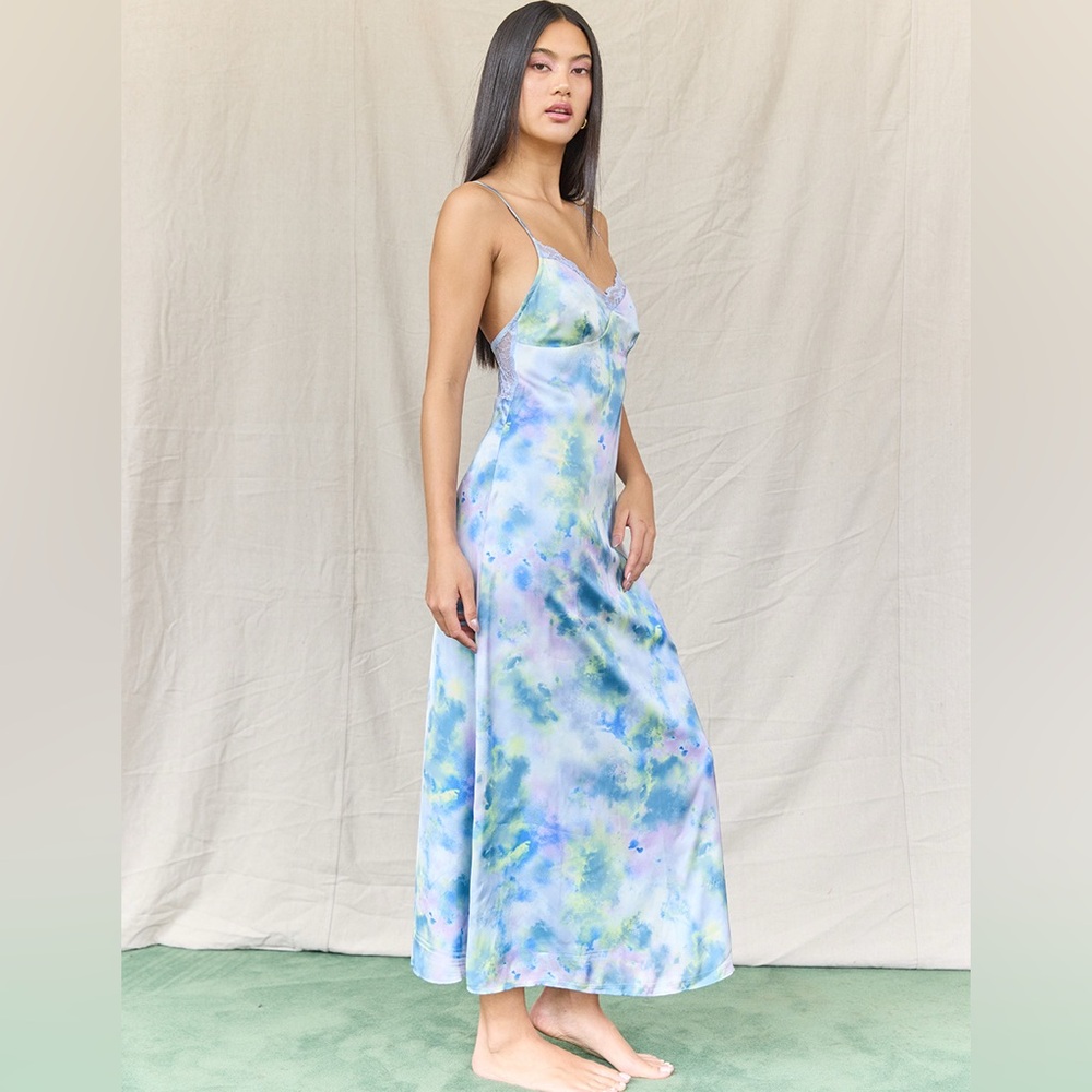 Tilly’s NWT Blue Tie Dye Dress NEW WITH TAGS